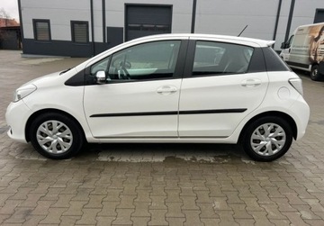 Toyota Yaris III Hatchback 5d Facelifting 1.0 VVT-i 69KM 2014 Toyota Yaris 1.0 Benzyna Kamera Klimatyzacja El. lusterka Benzyna 69KM, zdjęcie 5