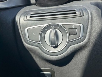 Mercedes GLC C254/X254 2022 Mercedes-Benz GLC 2.0 Benzyna 197KM, zdjęcie 20