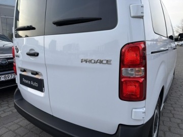 Toyota Proace II 2022 Toyota PROACE VERSO 2.0 D4-D Medium Combi Toyota P, zdjęcie 9