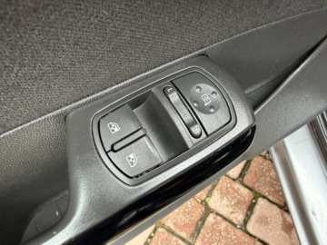 Opel Corsa D Hatchback 1.2 Twinport ECOTEC 85KM 2011 Opel Corsa TYLKO 143tyśkm! 1WŁAŚCICIEL 1.2 ESSENTIA 2011r Lift 5DRZWI Ideał, zdjęcie 23