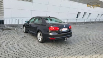 Volkswagen Jetta VI Sedan 1.6 TDI CR DPF 105KM 2013 Volkswagen Jetta 1.6TDI Serwis Oryginal 211Tkm..., zdjęcie 10