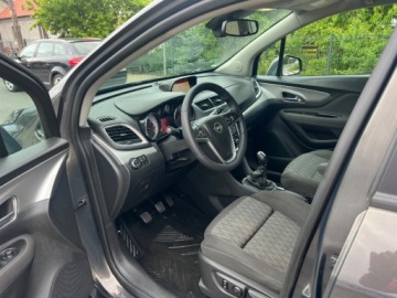 Opel Mokka I SUV 1.6 CDTI Ecotec 136KM 2015 Opel Mokka KLIMATYZACJA NAWIGACJA PARKTRONIC GRZANE FOTELE GRZANA KIEROWNI, zdjęcie 4