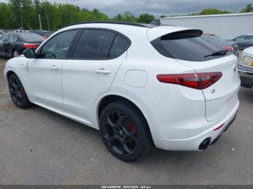 Alfa Romeo Stelvio SUV Facelifting 2.0 Turbo 280KM 2022 Alfa Romeo Stelvio Veloce Ti 2022 2.0l 2.0 Benzyna 280KM, zdjęcie 3