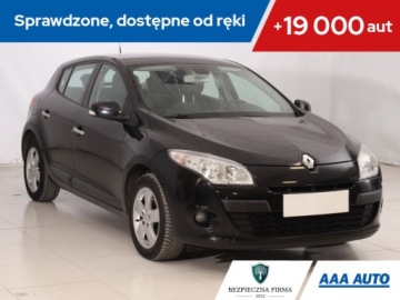 Renault Megane III Hatchback 1.6 16v 110KM 2011 Renault Megane 1.6 16V, Salon Polska