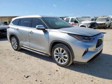 Toyota Highlander III 2022 Toyota Highlander Limited 2022 3.5l 3.5 Benzyna 295KM, zdjęcie 4