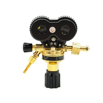 Редуктор баллонный АЗОТ, 2 манометра, серия 128 MAGNUM