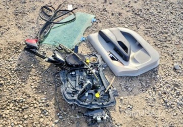 Chrysler Pacifica II 3.6 V6 291KM 2019 Chrysler Pacifica benzyna automat 3,6L KUPIONY w transporcie do Polski, zdjęcie 11