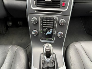 Volvo V60 I Kombi Facelifting 2.0 D2 DRIVE-E 120KM 2016 Volvo V60 2.0 D2 Skórzana tapicerka Zadbane, zdjęcie 20