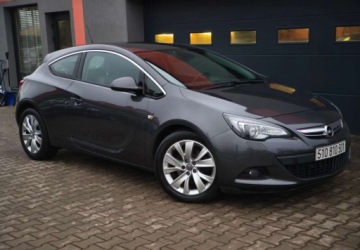 Opel Astra J Hatchback 5d 1.7 CDTI ECOTEC 110KM 2012 Opel Astra Opel Astra 1.7 CDTI DPF Cosmo 1.7 Diesel 110KM, zdjęcie 3