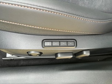 Cupra Formentor Crossover 1.5 TSI 150KM 2025 Cupra Formentor 1.5 eTSI MHEV 150 KM 7-biegowa aut, zdjęcie 14