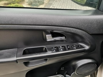 Kia Venga Mikrovan Facelifting 1.4 DOHC 90KM 2017 Kia Venga 1.4 16v 90KM Klimatr Navi Kamera Salon, zdjęcie 8