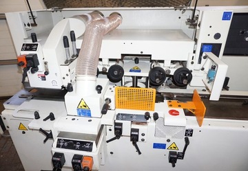 ЧЕТЫРЕХСТОРОННИЙ СТРОГАТЕЛЬНЫЙ СТАНОК SCM Compact 23K