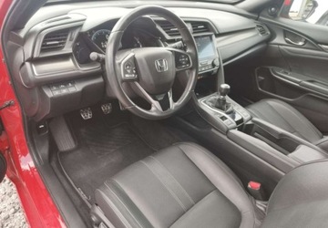 Honda Civic X Hatchback 5d 1.5 VTEC Turbo 182KM 2018 Honda Civic Honda Civic X 1.5T pelna opcja 1.5 Benzyna 182KM, zdjęcie 11