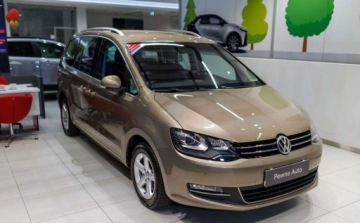 Volkswagen Sharan II Van Facelifting 2.0 TSI 220KM 2016 Volkswagen Sharan 2.0 TSI BMT Highline DSG 2.0 Benzyna 220KM, zdjęcie 2