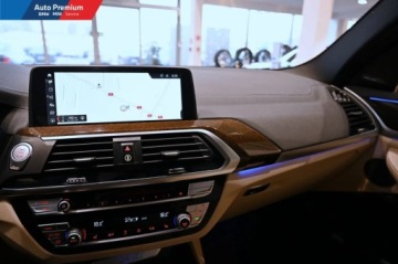 BMW X3 G01 SUV 2.0 20d 190KM 2018 BMW X3 xDrive20dFV23Adaptacyjne reflektory LEDSterowanie Gestami BMW, zdjęcie 6