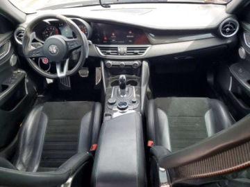 Alfa Romeo Giulia II Sedan 2.9 V6 510KM 2018 Alfa Romeo Giulia Alfa Romeo Giulia Quadrifoglio 2.9 Benzyna 510KM, zdjęcie 7