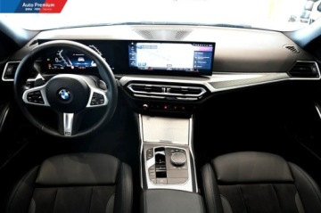 BMW Seria 3 G20-G21 Limuzyna 2.0 330i 258KM 2023 BMW Seria 3 330i SedanM Pakiet SportowyActive Guard PlusPakiet Aerodynamic, zdjęcie 7