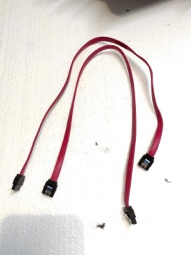 Kabel sata III 2szt wiśniowy prosty 50cm