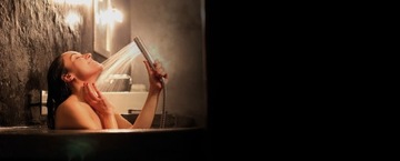 Электрический водонагреватель Andris R 10 над умывальником