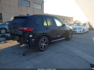 BMW X5 G05 2023 BMW X5 Phev xDrive45e 2023 3.0 Hybryda 282KM, zdjęcie 5