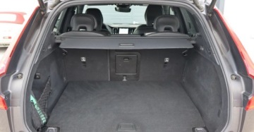 Volvo XC60 II Crossover Plug-In Facelifting 2.0 T6 350KM 2023 Volvo XC 60 T6 PLUG-IN PLUS DARK 350KM Salon POLSKA I Wlasciciel Gwarancja, zdjęcie 17