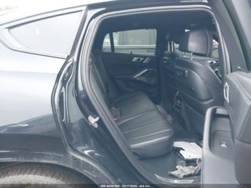 BMW X6 G06 2020 BMW X6 M50i 2020 4.4 Benzyna 523KM, zdjęcie 12