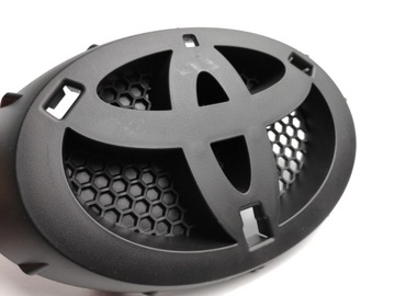 TOYOTA AYGO II PODLOŽKA POD ZNAK PŘEDNÍ