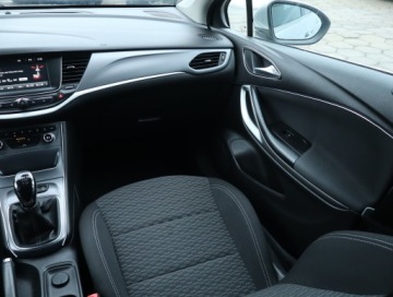 Opel Astra K Hatchback 5d 1.4 Turbo 150KM 2017 Opel Astra 1.4 T, Salon Polska, Klima, zdjęcie 7