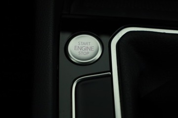 Volkswagen Passat B8 Variant Facelifting 2.0 TDI SCR 150KM 2021 VW Passat 2.0 TDI, Salon Polska, 1. Właściciel, zdjęcie 13