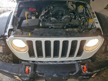 Jeep Gladiator 2023 Jeep Gladiator Mojave 2023 3.6 Benzyna 285KM, zdjęcie 6