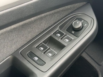 Volkswagen Golf VIII Variant 1.5 eTSI 130KM 2023 Volkswagen Golf 1.5 eTSI FV 23 Gwarancja 1.5 Benzyna 129KM, zdjęcie 29