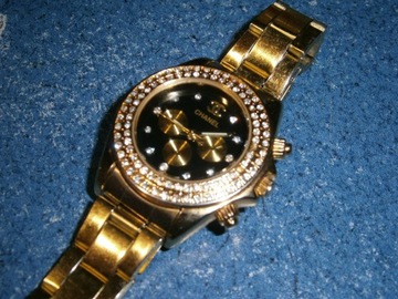 ЗОЛОТЫЕ С БРИЛЛИАНТАМИ ЖЕНСКИЕ ЧАСЫ С БРАСЛЕТОМ