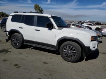 Toyota Land Cruiser VIII 2024 Toyota Land Cruiser 2024, 2.4L, 4x4, od ubezpieczalni 2.4 Hybryda 325KM, zdjęcie 2