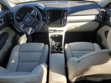 Volvo XC40 2024 Volvo XC 40 2024 Volvo XC40 Plus 2.0 Benzyna 247KM, zdjęcie 8