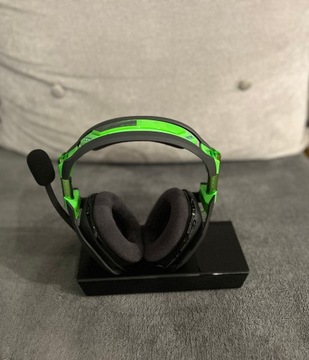 ASTRO A50 + базовая станция для Xbox One