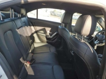 Mercedes Klasa A W177/V177 2019 Mercedes-Benz Klasa A Mercedes-Benz A-Class A 220 2.0 Benzyna 188KM, zdjęcie 8