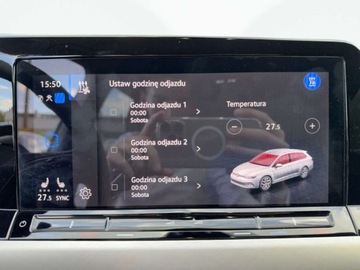 Volkswagen Golf VIII Variant 1.5 eTSI 150KM 2023 Volkswagen Golf VW GOLF VARIANT VIII Webasto Ambient CarPlay 1.5 Benzyna, zdjęcie 22