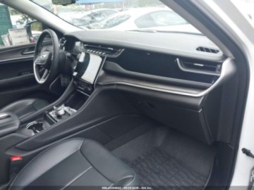 Jeep Grand Cherokee V 2023 Jeep Grand Cherokee 2023 JEEP GRAND CHEROKEE 4XE 30TH ANNIVERSARY 2.0 270KM, zdjęcie 9