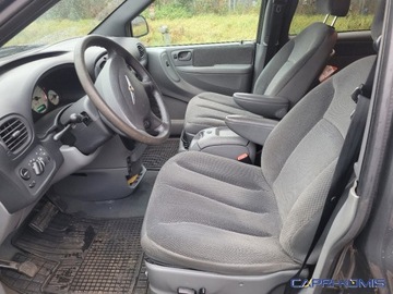 Chrysler Grand Voyager 2005 Chrysler Grand Voyager 2.8CRDi Automat 2.8 Diesel 150KM, zdjęcie 10