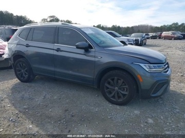 Volkswagen Tiguan II 2022 Volkswagen Tiguan 2022 Volkswagen Tiguan 2.0T SE FWD 2.0 Benzyna 184KM, zdjęcie 5