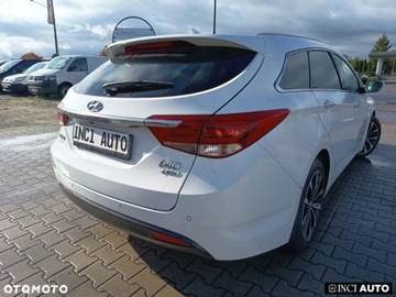 Hyundai i40 Kombi Facelifting 1.7 CRDi 141KM 2016 Hyundai i40 Hyundai i40 1.7 CRDi BlueDrive Premium 1.7 Diesel 141KM, zdjęcie 4