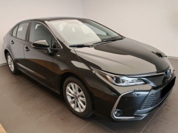 Toyota Corolla XII Sedan Facelifting 1.8 Hybrid 140KM 2025 Od ręki - Comfort 1.8 Hybrid 140KM | Podgrzewane fotele!, zdjęcie 2