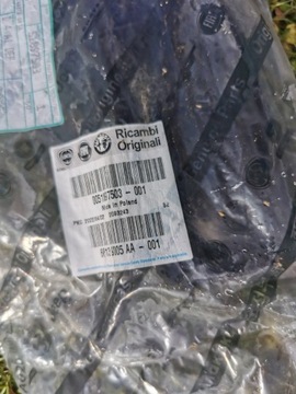 FIAT 500 NOVÁ MŘÍŽKA ZDOBENÁ KUFRU 51897503