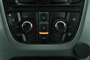 Opel Astra J GTC 1.4 Turbo ECOTEC 120KM 2015 Opel Astra 1.4 T, Salon Polska, GAZ, Klima, zdjęcie 9