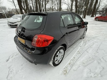 Toyota Auris I Hatchback 2.0 D-4D 125KM 2007 Toyota Auris 2.0D-4D 2007r Climatronic 5-Drzwi, zdjęcie 3