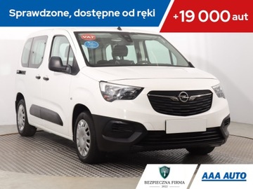 Opel Combo E Kombivan 1.2 Turbo 110KM 2019 Opel Combo 1.2 Turbo, Salon Polska, 1. Właściciel