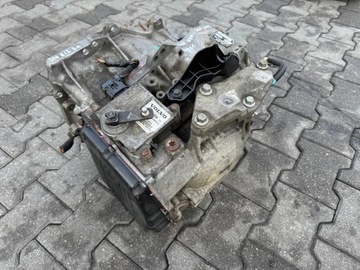 AUTOMATICKÁ SKŘÍŇ ŘAZENÍ 2.5 T 30681224 VOLVO V70 2010