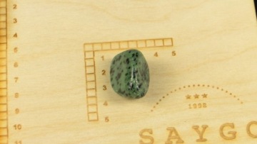 SAYGO_ZOISITE КАМЕНЬ ПРИРОДНЫЙ МИНЕРАЛ
