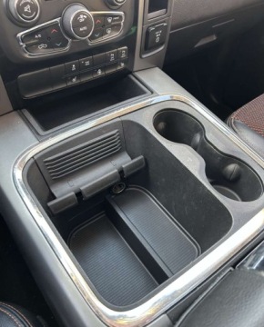 Dodge Ram IV 5.7 V8 390KM 2017 Dodge RAM Dodge RAM 5.7 Benzyna 390KM, zdjęcie 14