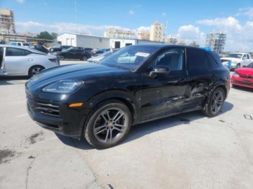 Porsche Cayenne III 2024 Porsche Cayenne 2024 Porsche Cayenne 3.0 Benzyna 348KM, zdjęcie 2